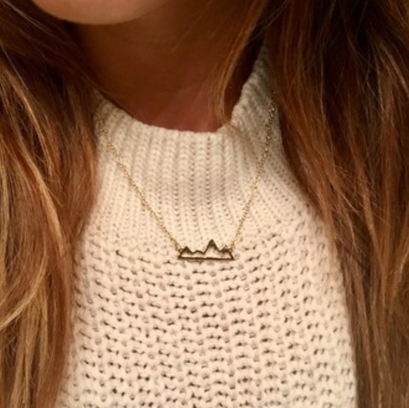 Hollow Mountain Peak Pendant Necklace - Picture 2 of 7